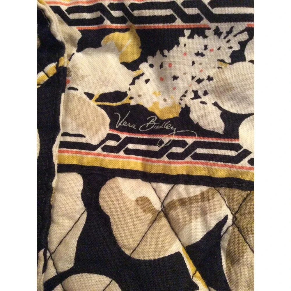 Vera Bradley Medium Size Tote B6